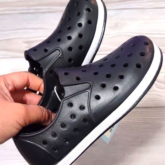 (77-1871) 🔥3/$20🔥  Cat & Jack Toddler Jese Size 9 - Picture 4 of 11